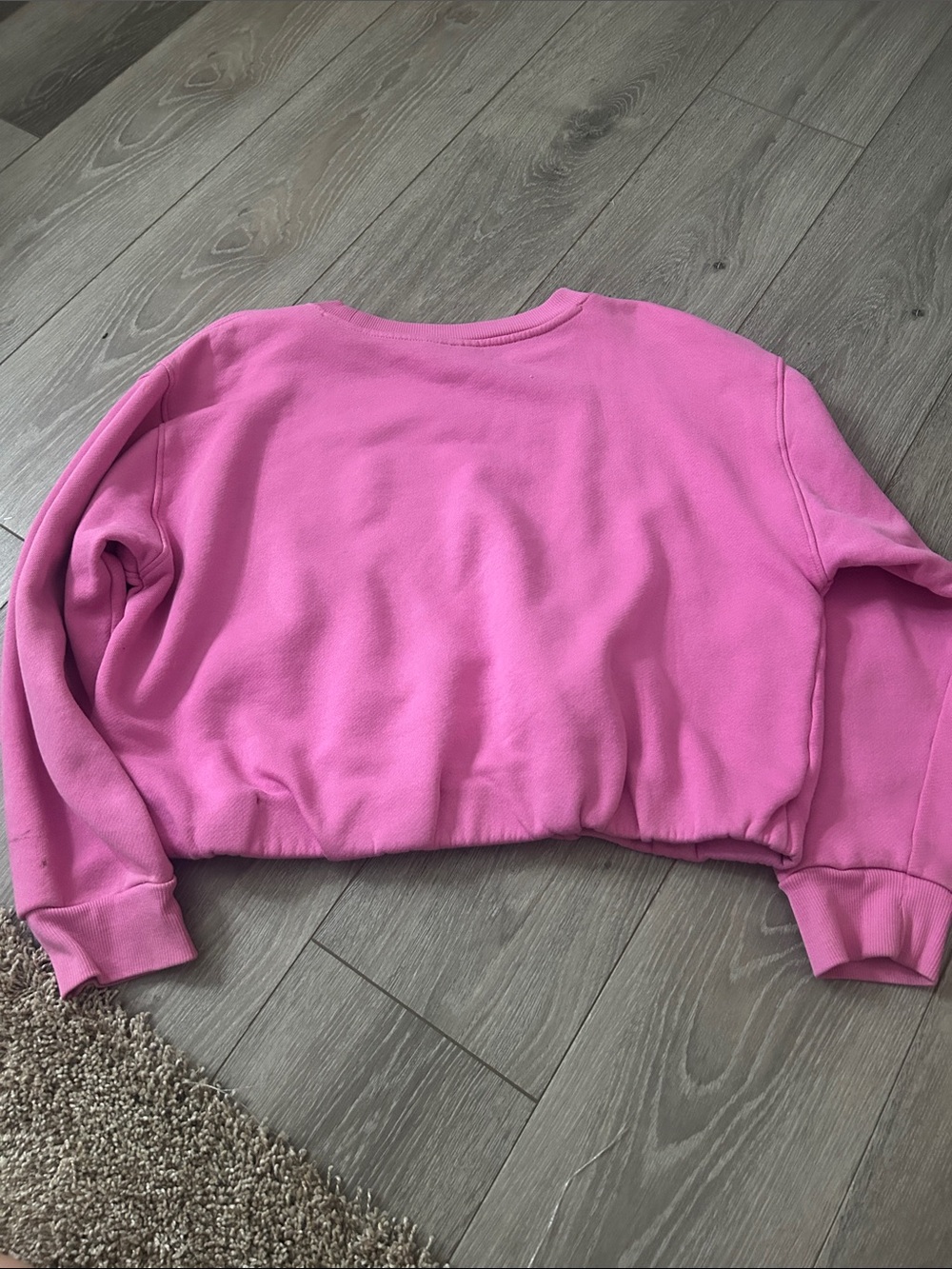 Universal Thread Pink Cropped Crewneck Sweatshirt - Picture 2 of 4